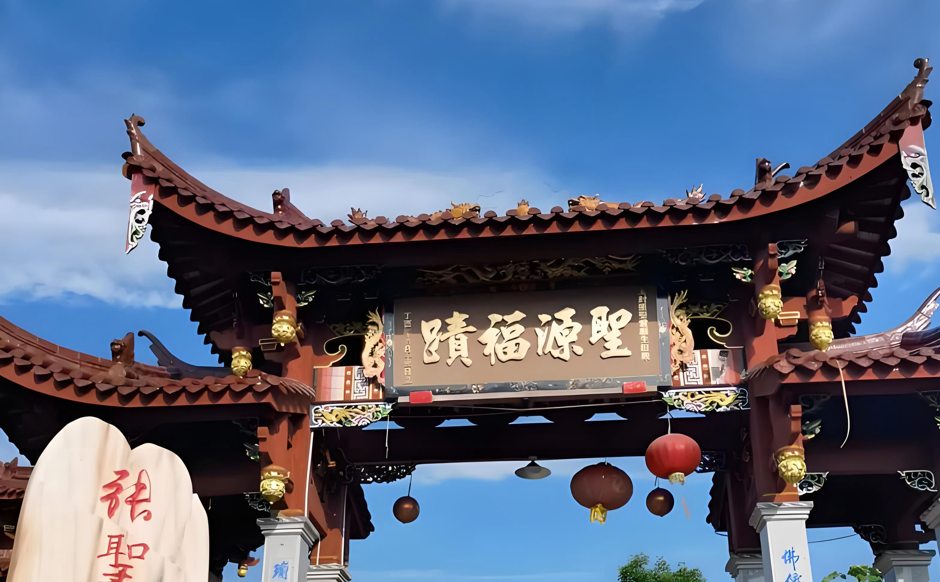 永泰县红木牌匾定制：寺庙宗祠,园林景观,创意招牌,抱柱对联