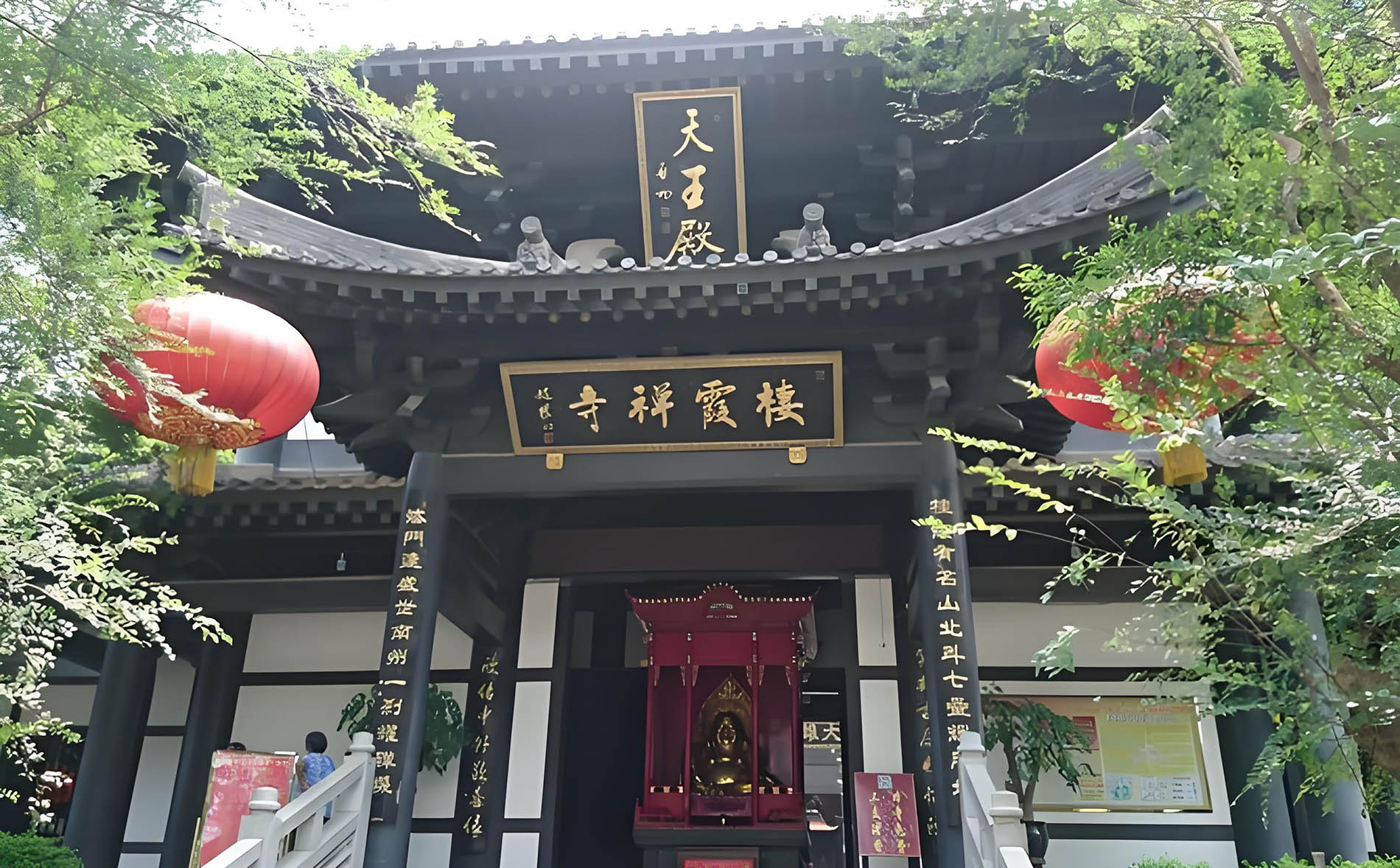 七星区红木牌匾定制：寺庙宗祠,园林景观,创意招牌,抱柱对联