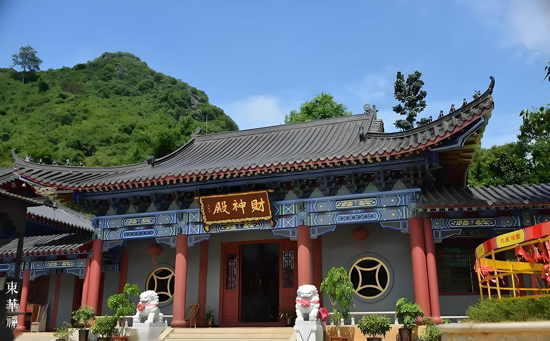 河源市红木牌匾定制：寺庙宗祠,园林景观,创意招牌,抱柱对联