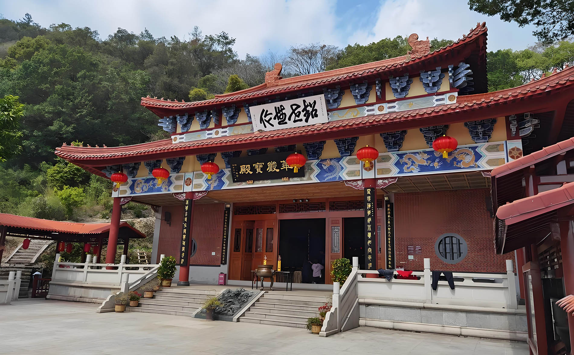 南安市牌匾定制,寺庙宗祠牌匾,园林景观牌匾,创意店招门头