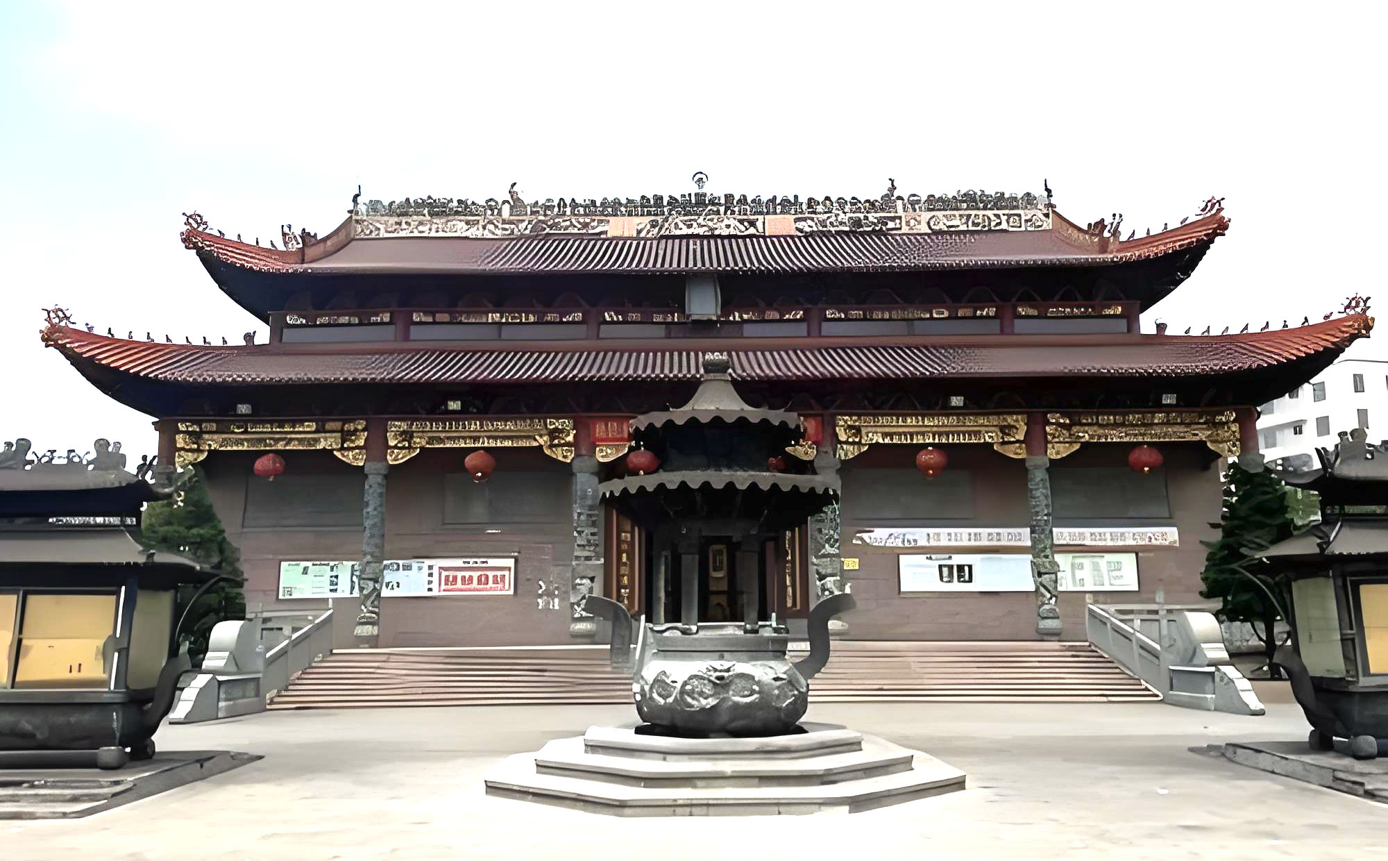 湛江市红木牌匾定制：寺庙宗祠,园林景观,创意招牌,抱柱对联