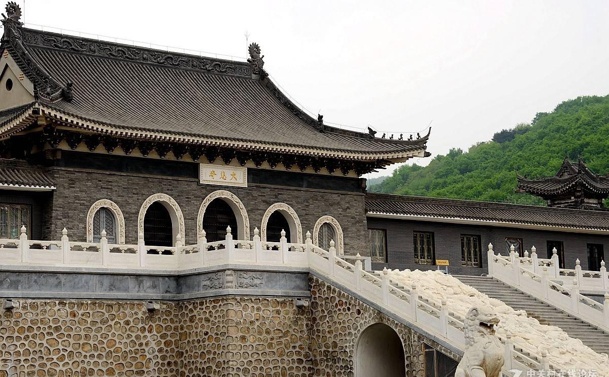 海城市红木牌匾定制：寺庙宗祠,园林景观,创意招牌,抱柱对联
