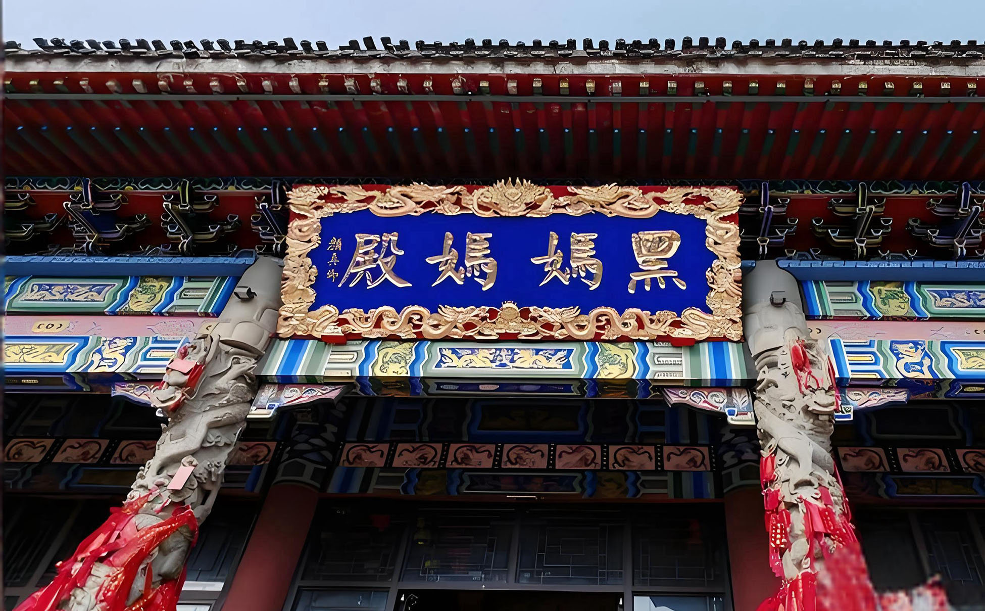 本溪溪湖区红木牌匾定制：寺庙宗祠,园林景观,创意招牌,抱柱对联