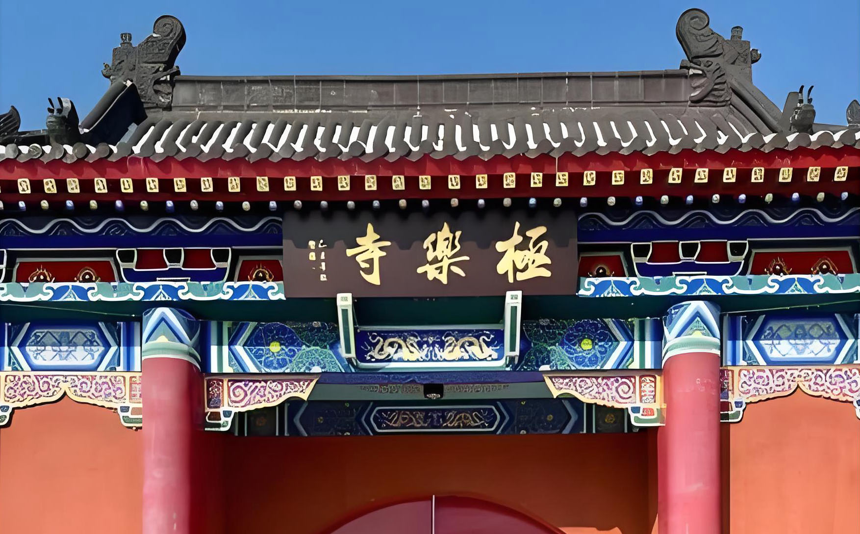 本溪平山区红木牌匾定制：寺庙宗祠,园林景观,创意招牌,抱柱对联