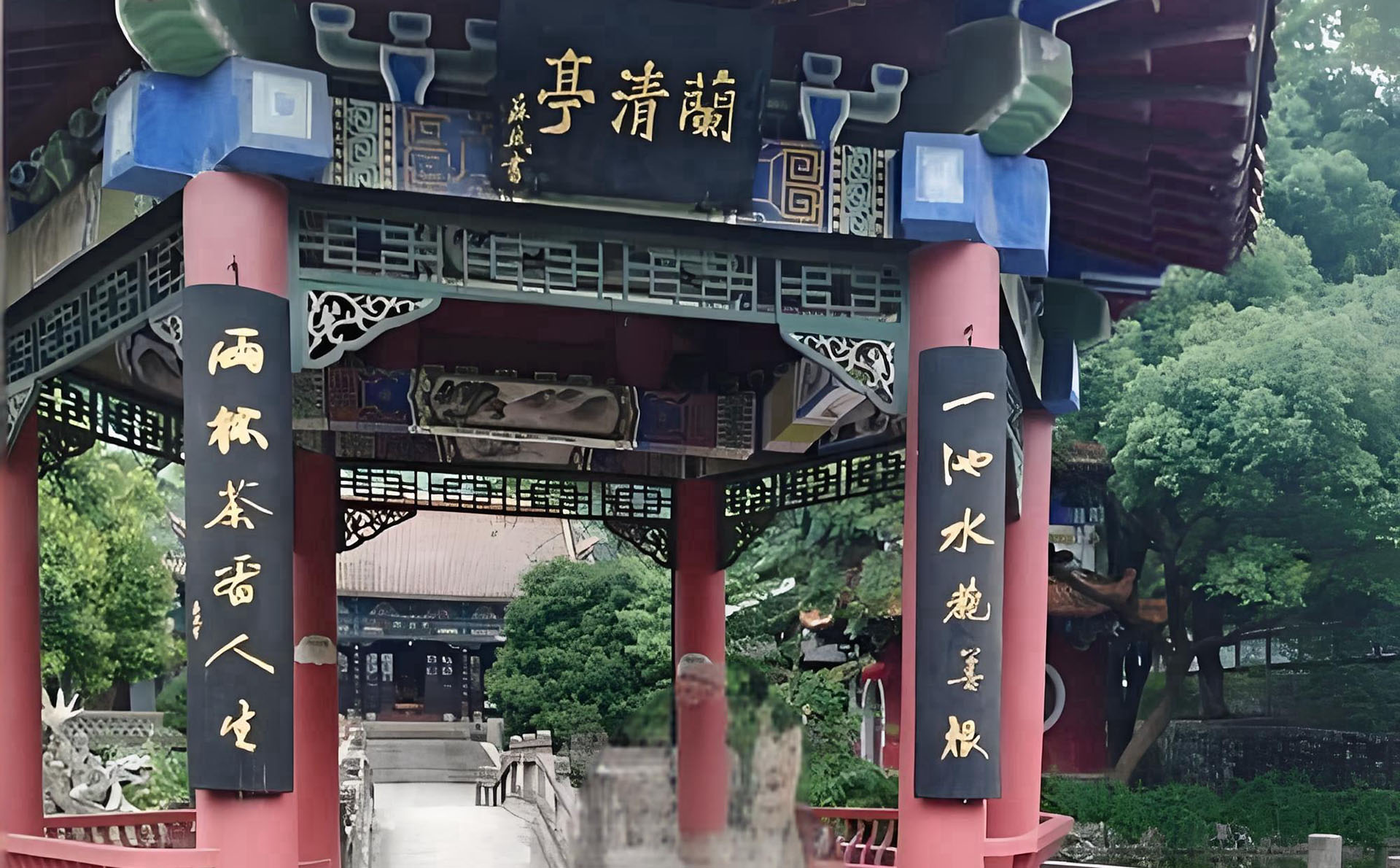鼎城区红木牌匾定制：寺庙宗祠,园林景观,创意招牌,抱柱对联