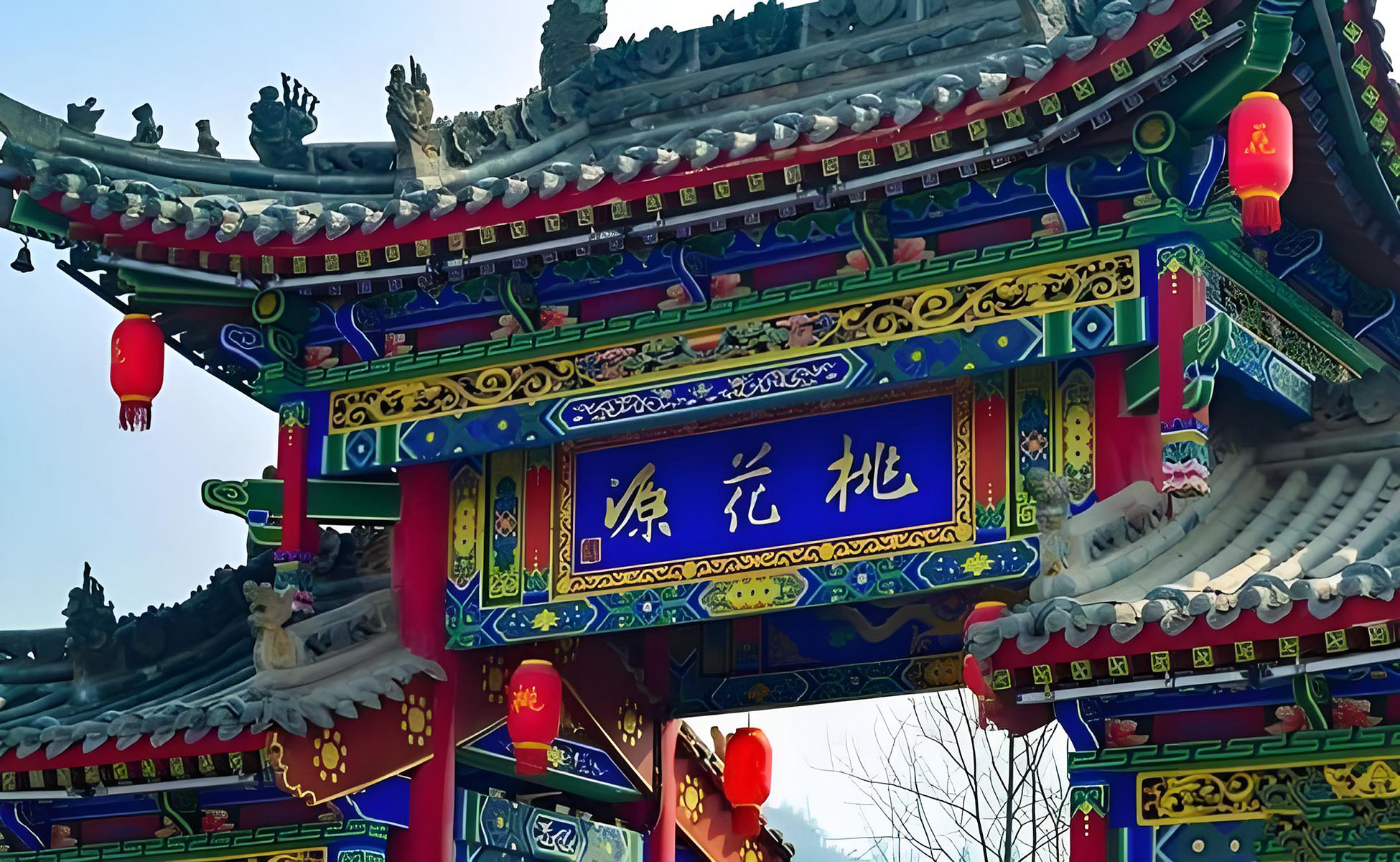 澧县红木牌匾定制：寺庙宗祠,园林景观,创意招牌,抱柱对联