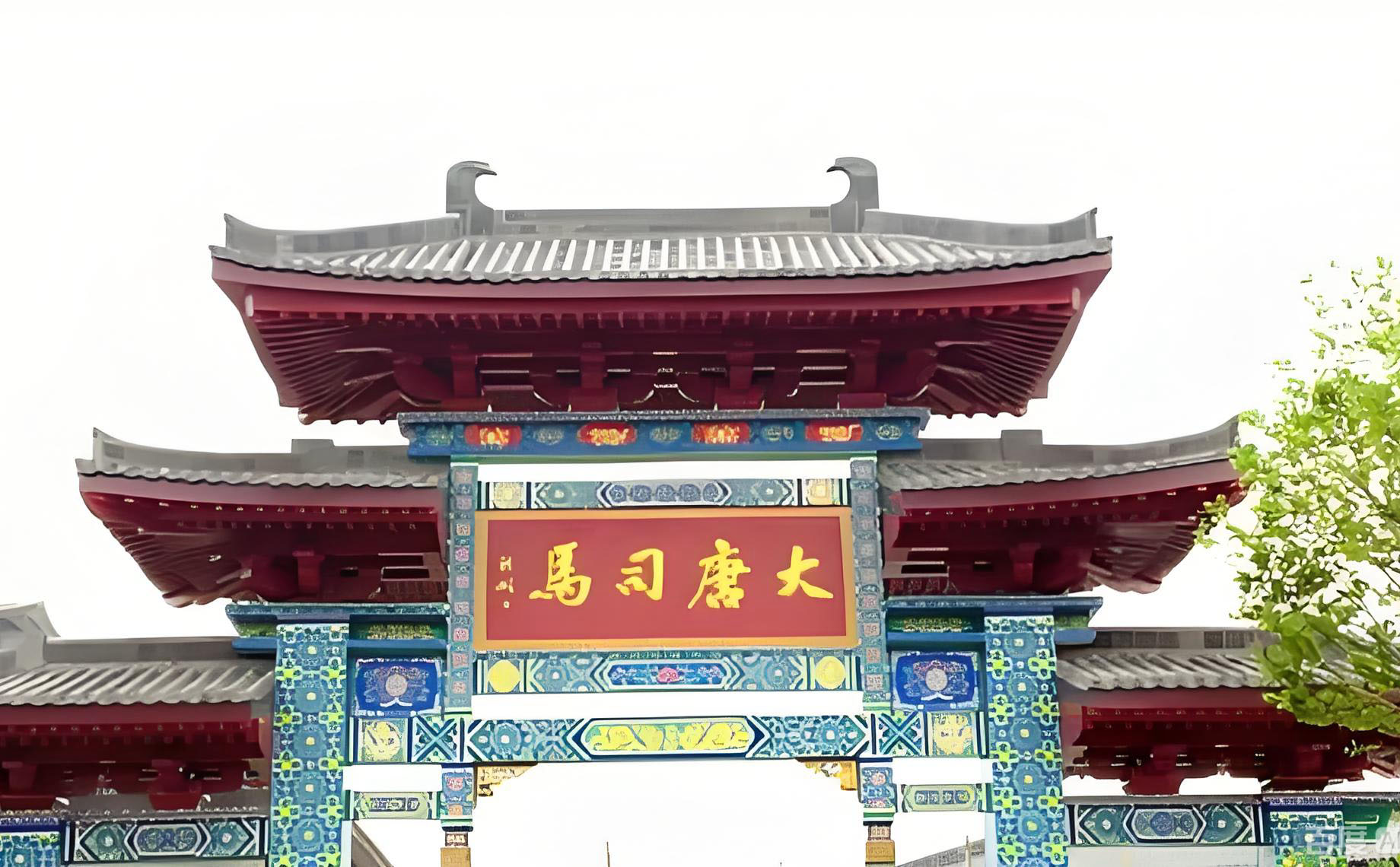 石门县红木牌匾定制：寺庙宗祠,园林景观,创意招牌,抱柱对联