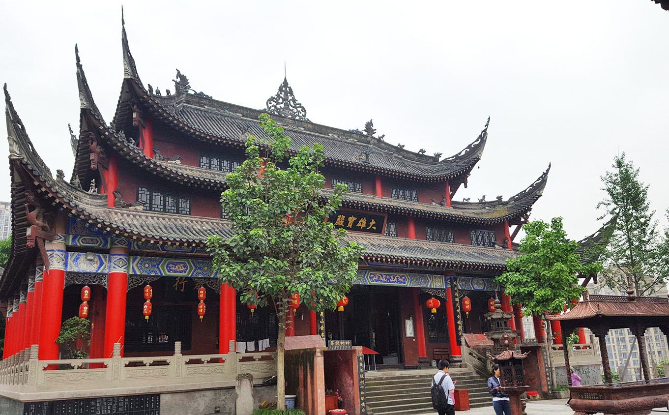 重庆江北区红木牌匾定制：寺庙宗祠,园林景观,创意招牌,抱柱对联