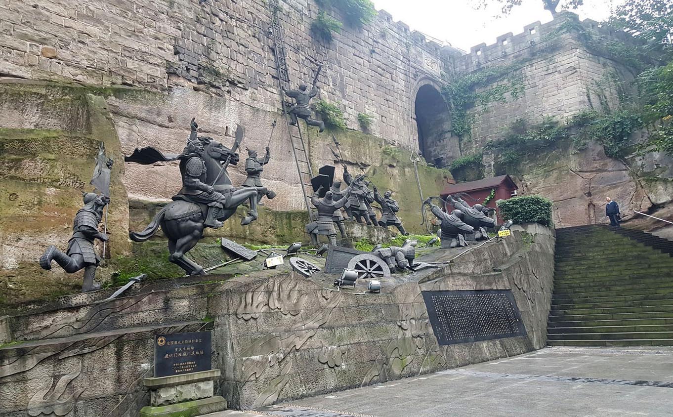 渝中区红木牌匾定制：寺庙宗祠,园林景观,店招门头,抱柱对联