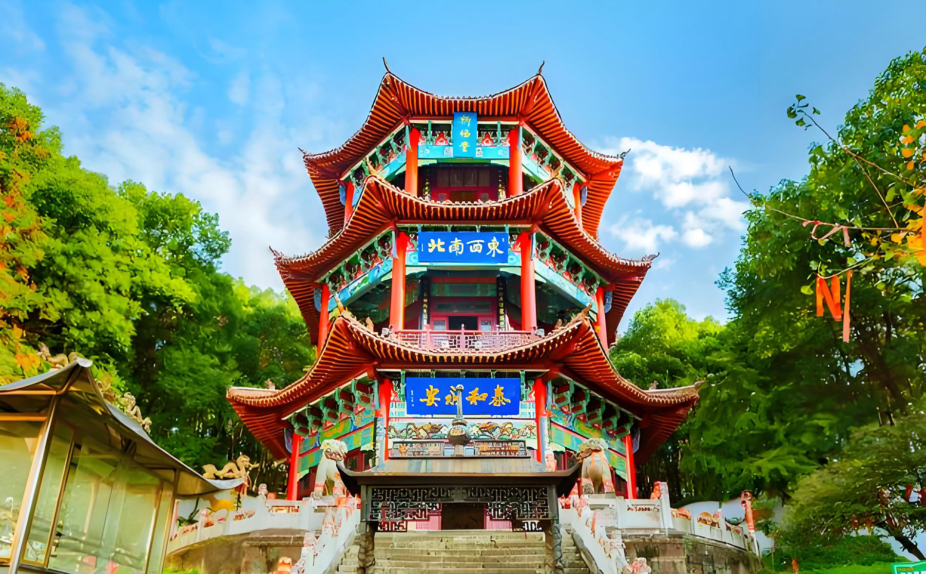 梁子湖区红木牌匾定制：寺庙宗祠,园林景观,创意招牌,抱柱对联