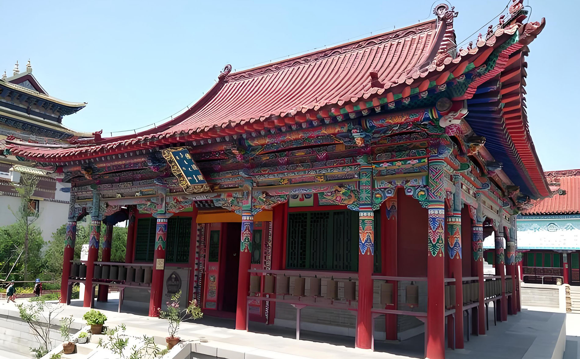 太平区红木牌匾定制：寺庙宗祠,园林景观,创意招牌,抱柱对联