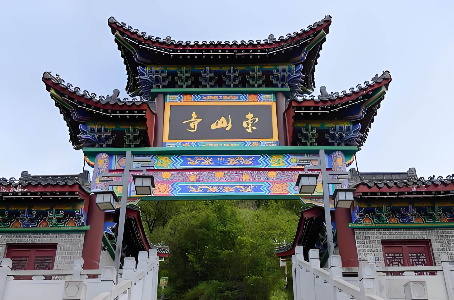 贵阳市云岩红木牌匾对联，景观，宗祠，寺庙牌匾对联定制