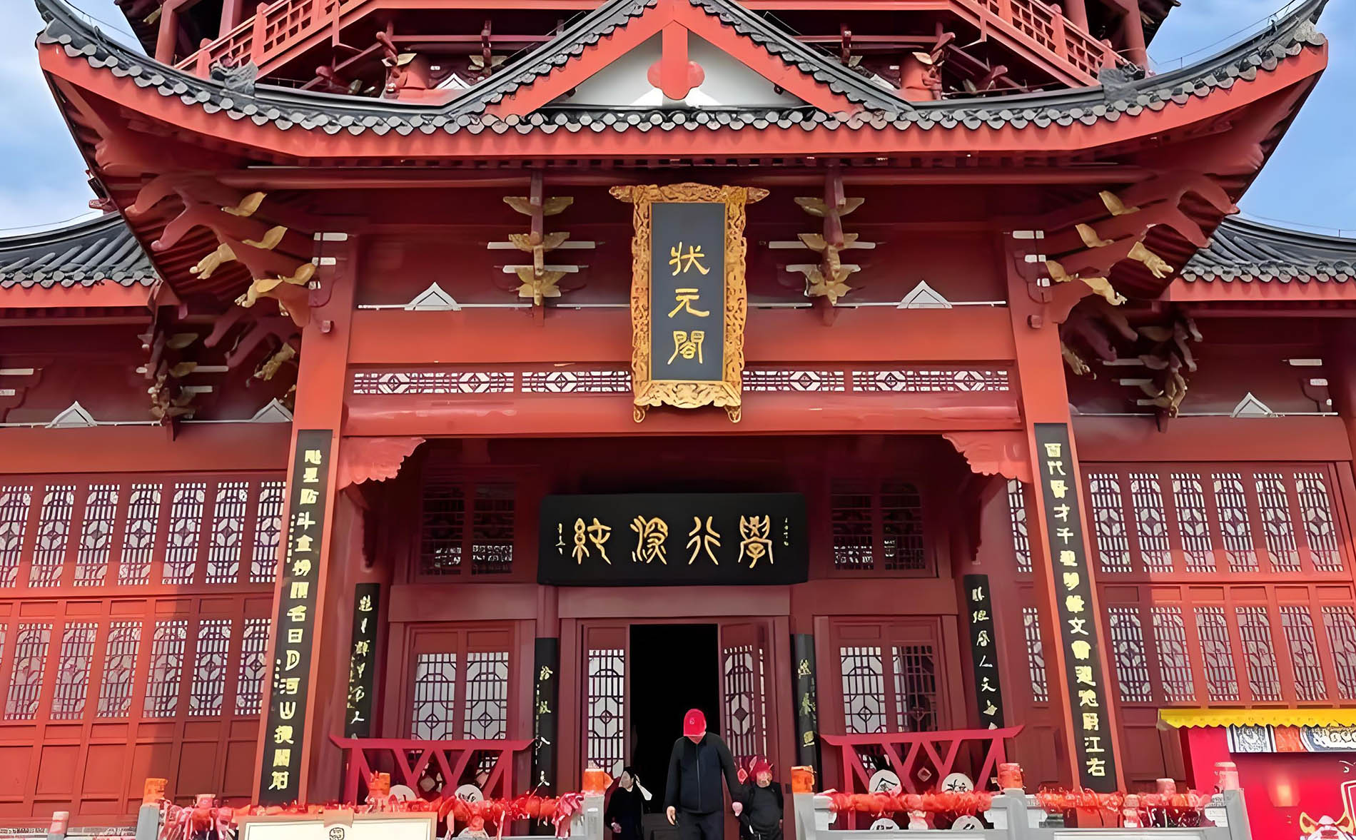 吉水县红木牌匾定制：寺庙宗祠,园林景观,创意招牌,抱柱对联