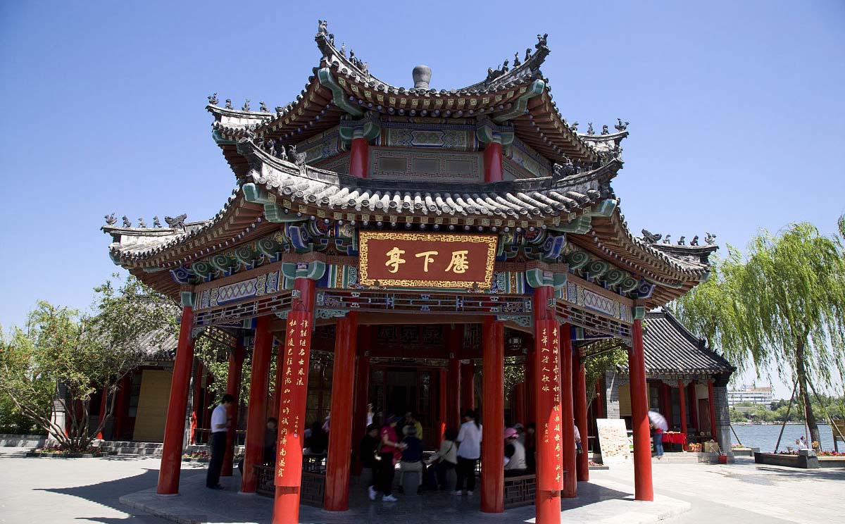 历城区牌匾定制,寺庙宗祠,园林景观,参与招牌门头,济南大明湖历下亭牌匾