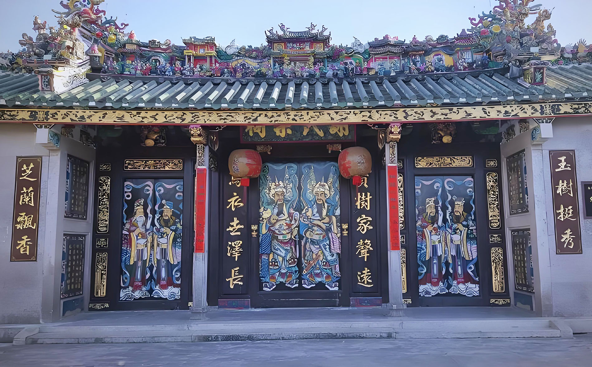 仁化县红木牌匾定制：寺庙宗祠,园林景观,创意招牌,抱柱对联