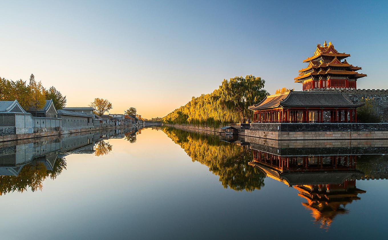 石家庄红木牌匾定制：寺庙宗祠,园林景观,创意招牌,抱柱对联