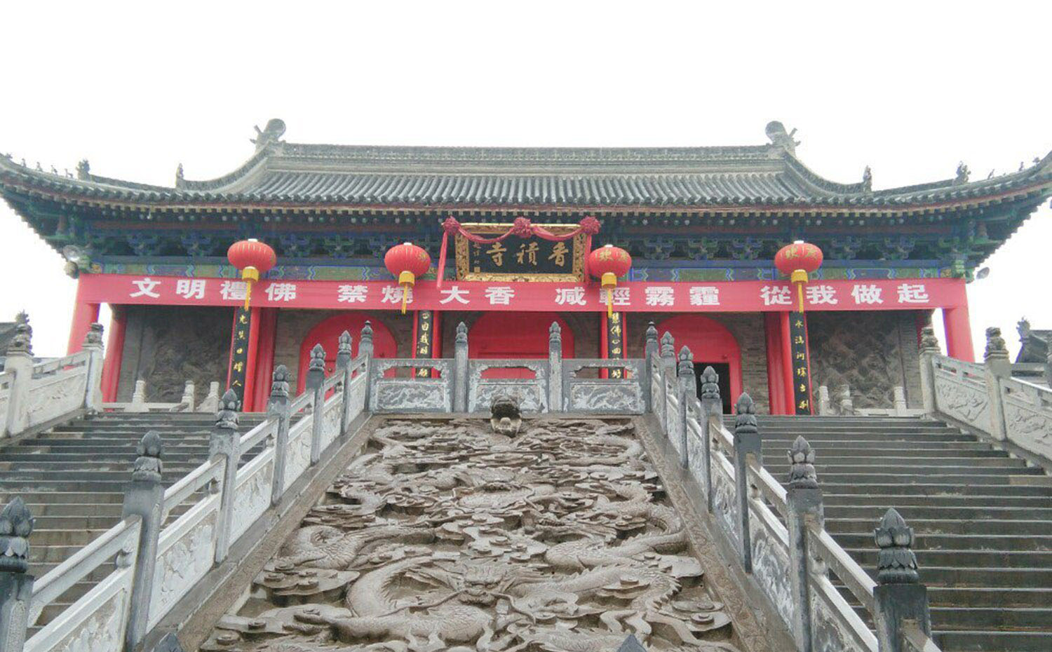 长安区红木牌匾定制：寺庙宗祠,园林景观,创意招牌,抱柱对联