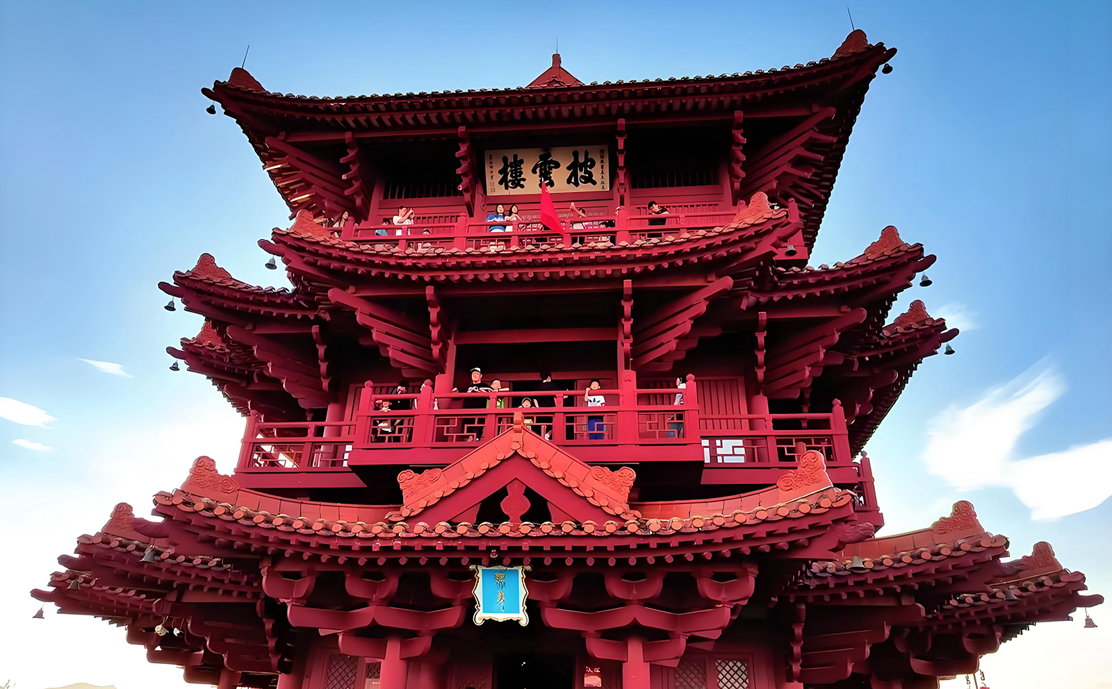 鼎湖区红木牌匾定制：寺庙宗祠,园林景观,创意招牌,抱柱对联